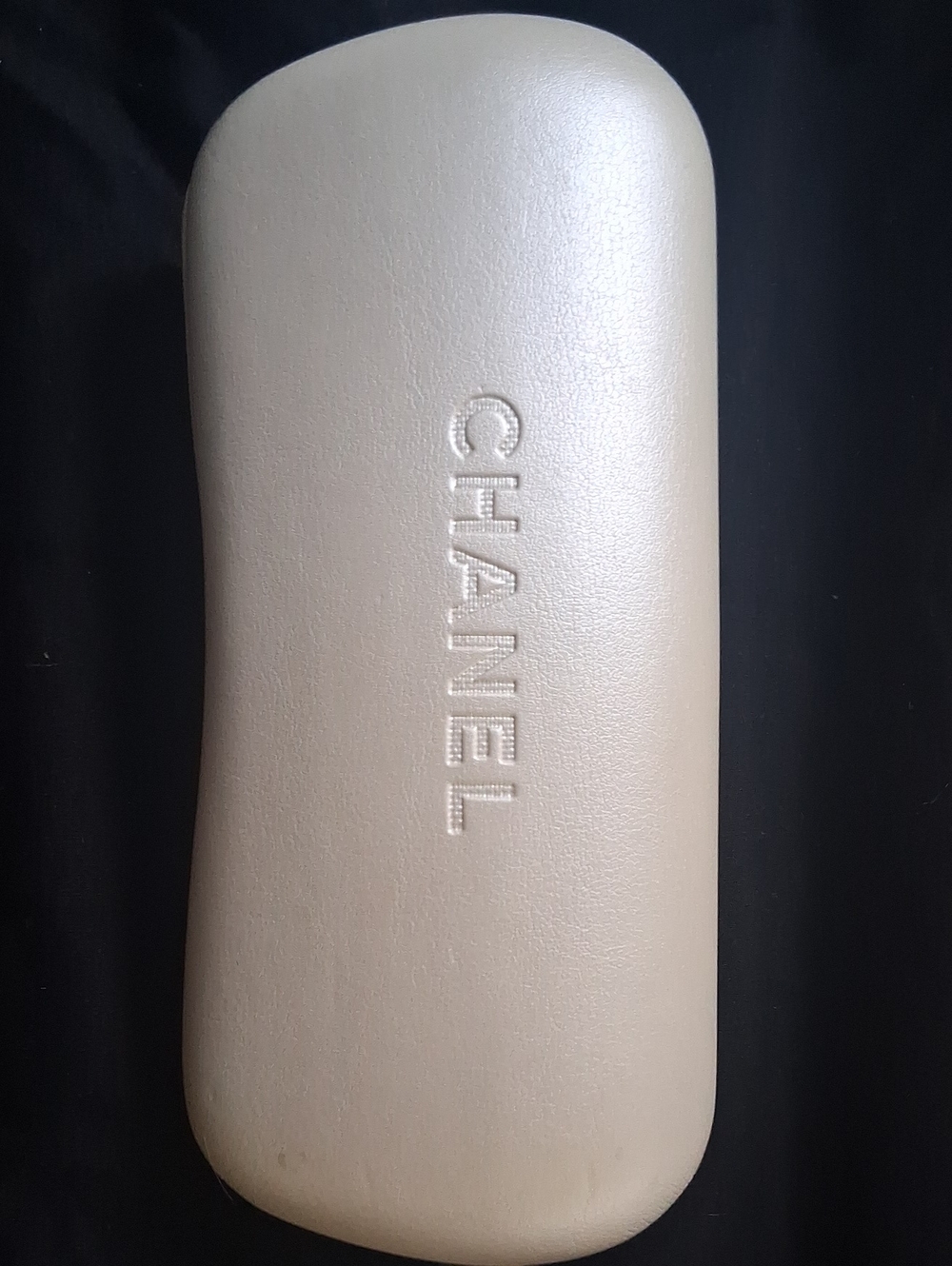 Chanel Pearlescent, Clam Shell Eye Glass Case.